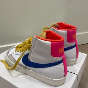 Nike Women's Sneakers - White, Blue, Pink